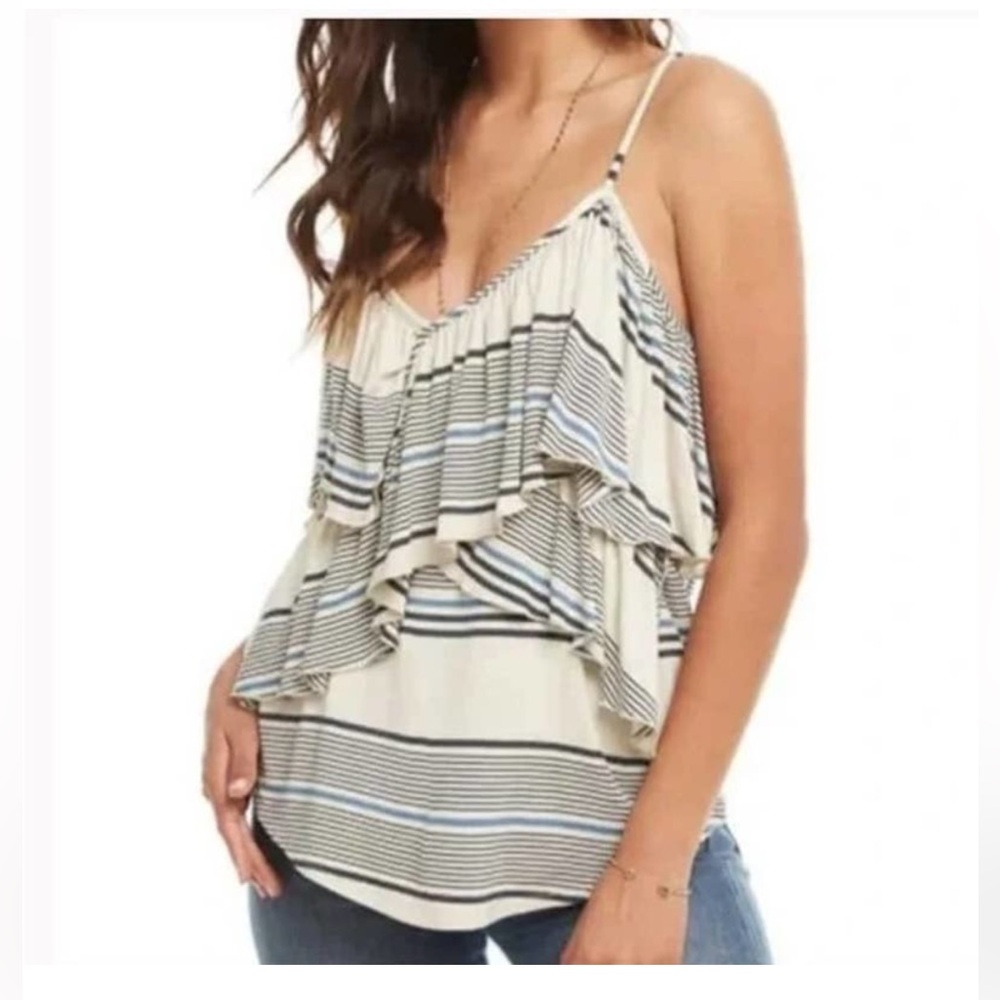 Chaser slevveless Gray Ruffle Tank… - Picture 4 of 6
